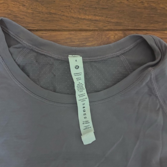 Swiftly Long Shirt Lululemon size 4 - Picture 3 of 3